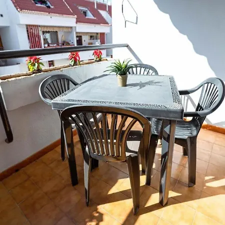 Belvilla By Oyo Apartment In Arona Apartman *