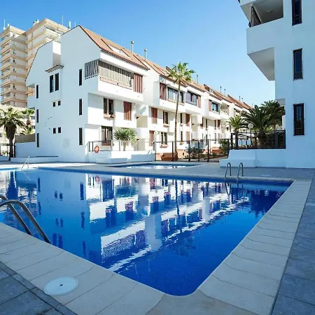 Apartman Belvilla By Oyo Apartment In Arona Arona